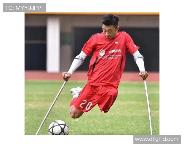 何忆义足球明星的成长之路与职业生涯的辉煌成就解析