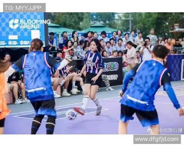 足球明星与女球迷的浪漫故事如何在绿茵场上绽放激情与梦想